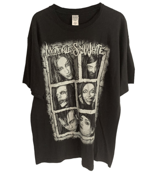 Motionless In White - Group Photo Six Faces Print T-Shirt